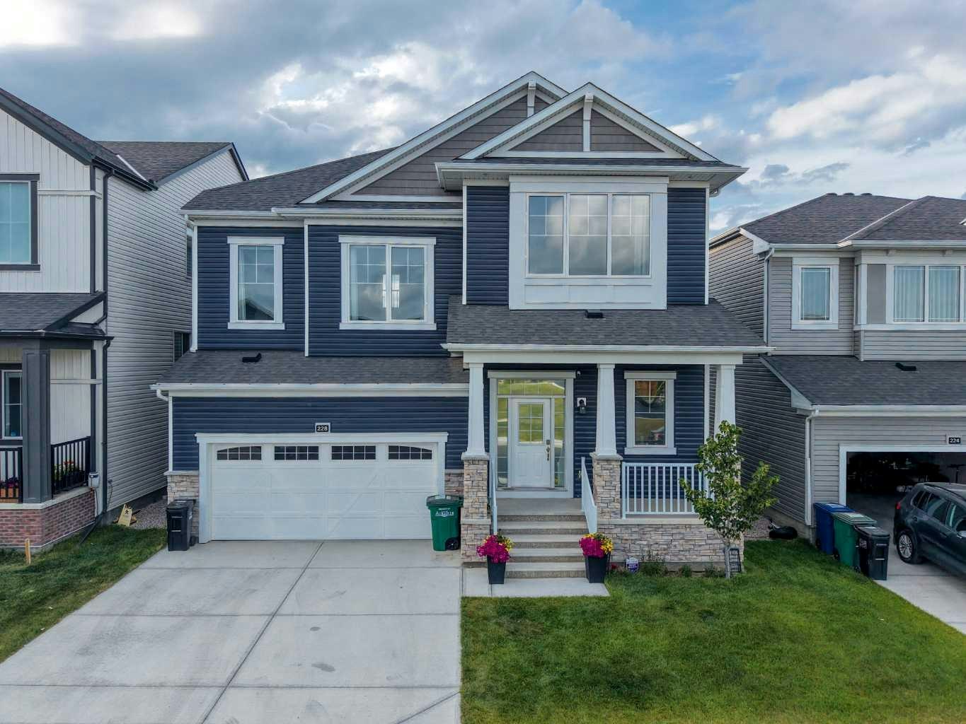 228 Windrow Link SW, Airdrie, AB, T4B 5L5
