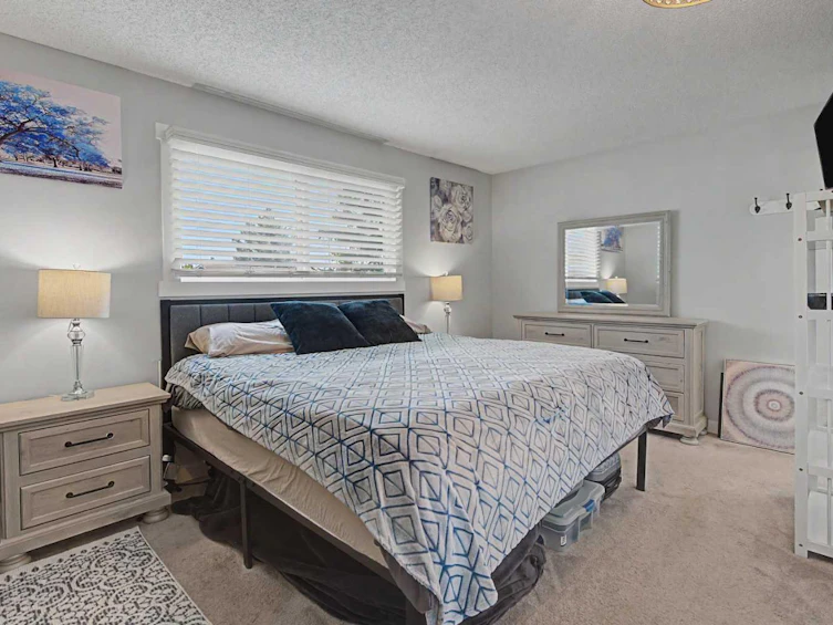 304 Shawcliffe Circle SW, Calgary, AB, T2Y 1A4 - 15