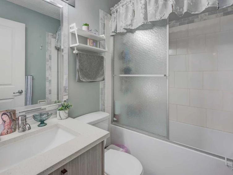 304 Shawcliffe Circle SW, Calgary, AB, T2Y 1A4 - 20