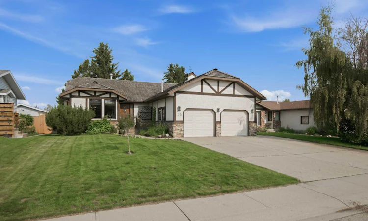 50 Rogers Crescent