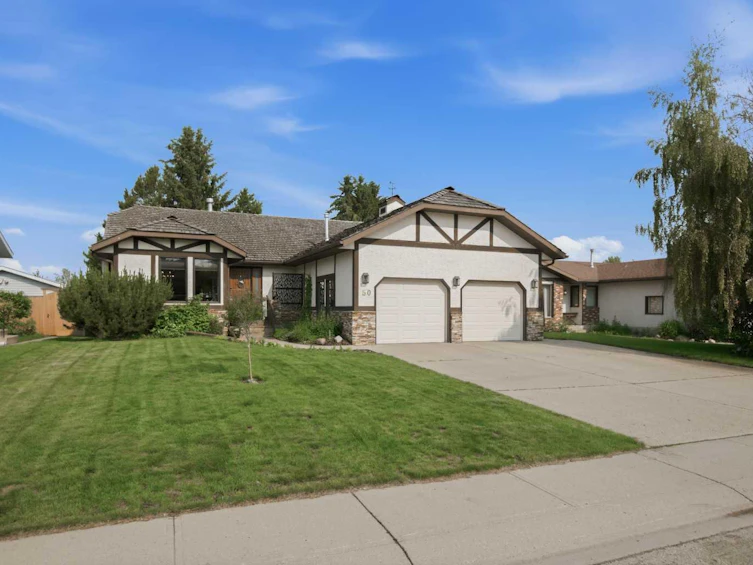 50 Rogers Crescent, Red Deer, AB, T4P 3K5