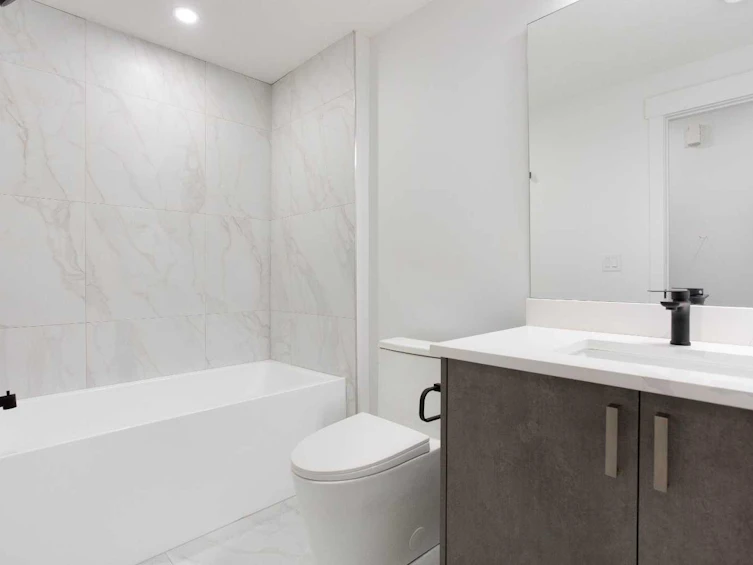 1106 6 Street NE, Calgary, AB, T2E 3Y8 - 32
