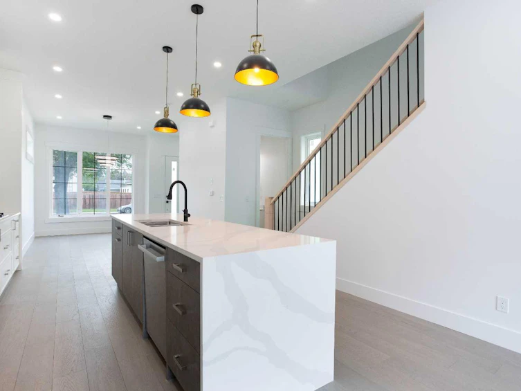1106 6 Street NE, Calgary, AB, T2E 3Y8 - 9