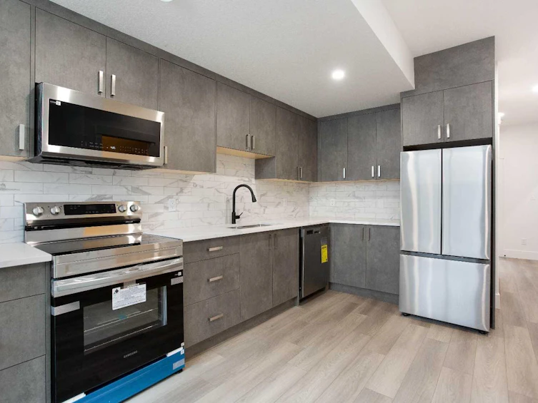 1106 6 Street NE, Calgary, AB, T2E 3Y8 - 30