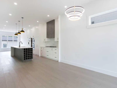 1106 6 Street NE - 4