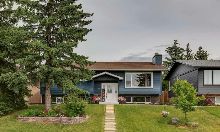 336 Norseman Road NW