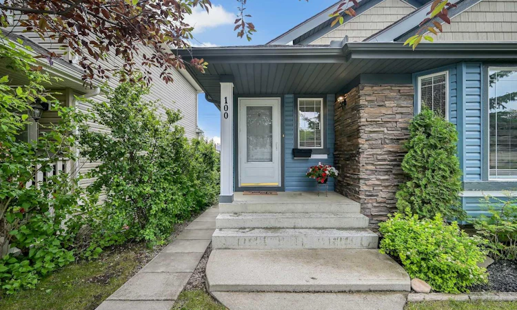 100 Somerside Grove SW