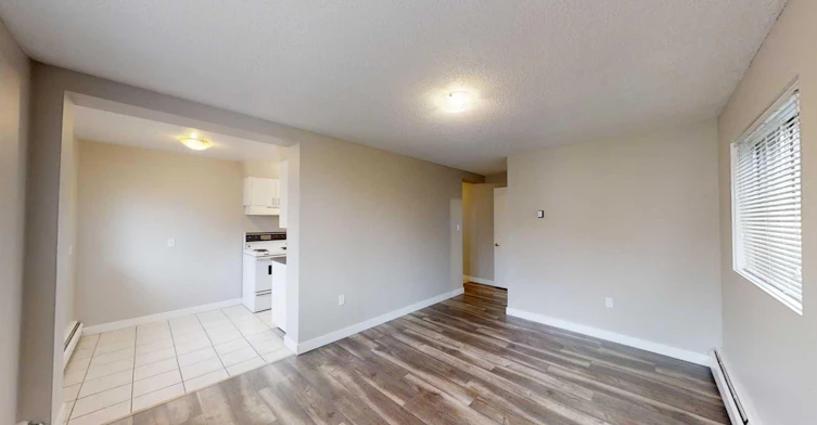 205-9932 105 Avenue, Grande Prairie, AB, T8V 1G9 - 6