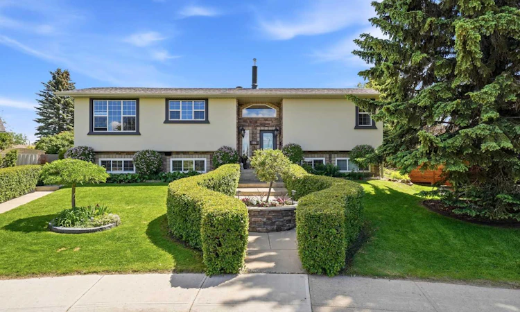 60 Brown Close