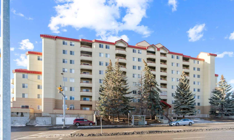 103-2011 University Drive NW