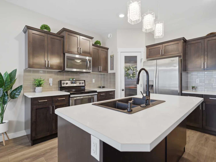98 Livingston Close, Red Deer, AB, T4R 0S8 - 19