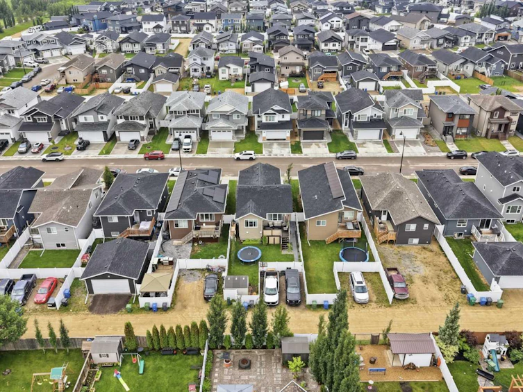 98 Livingston Close, Red Deer, AB, T4R 0S8 - 6