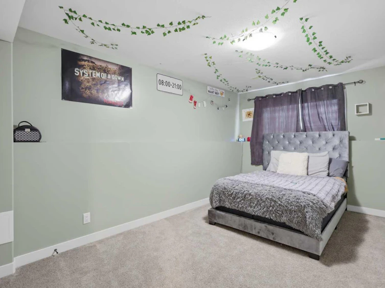 98 Livingston Close, Red Deer, AB, T4R 0S8 - 38