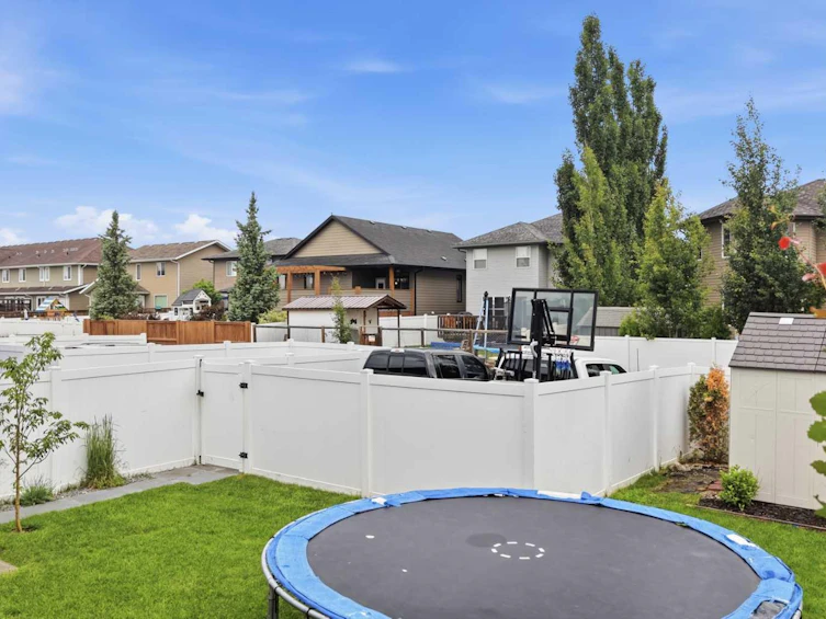 98 Livingston Close, Red Deer, AB, T4R 0S8 - 10