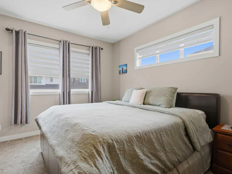 98 Livingston Close, Red Deer, AB, T4R 0S8 - 27