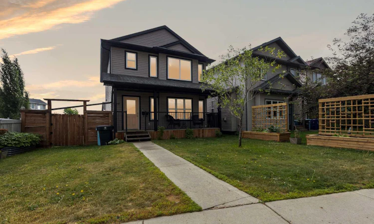 189 Walnut Crescent