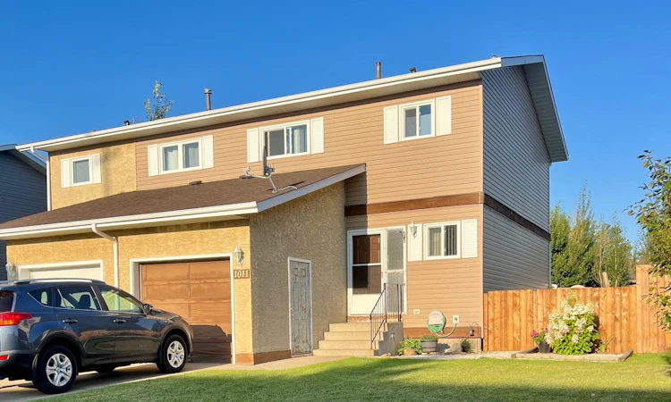 1011 3rd Street W