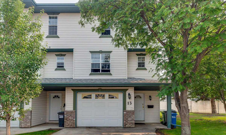 13 Kerry Wood Mews