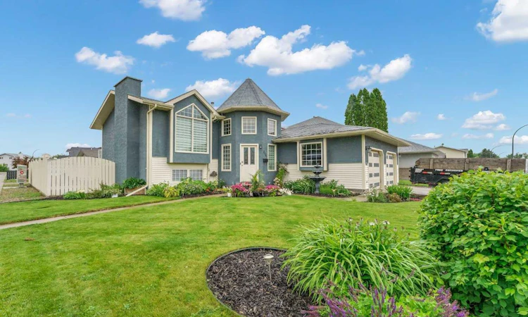 214 Shannon Drive SE