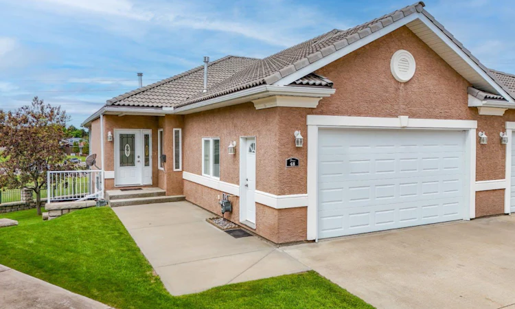 48 Ranchlands Lane NE