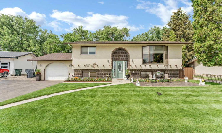 127 Markwick Drive SE