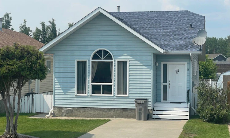 33 Graham Road