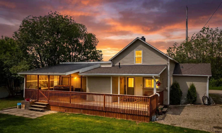 2525 Township Road 382