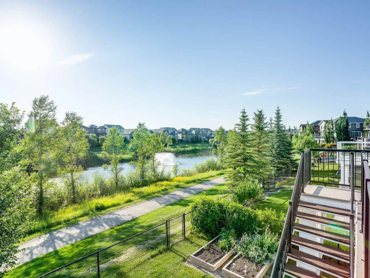 213 Kingsmere Cove SE, Airdrie, AB, T4A 0S1