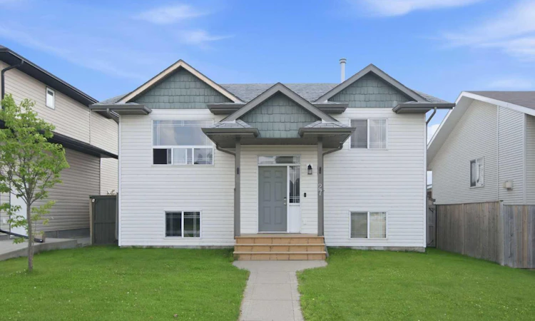 27 Iverson Close