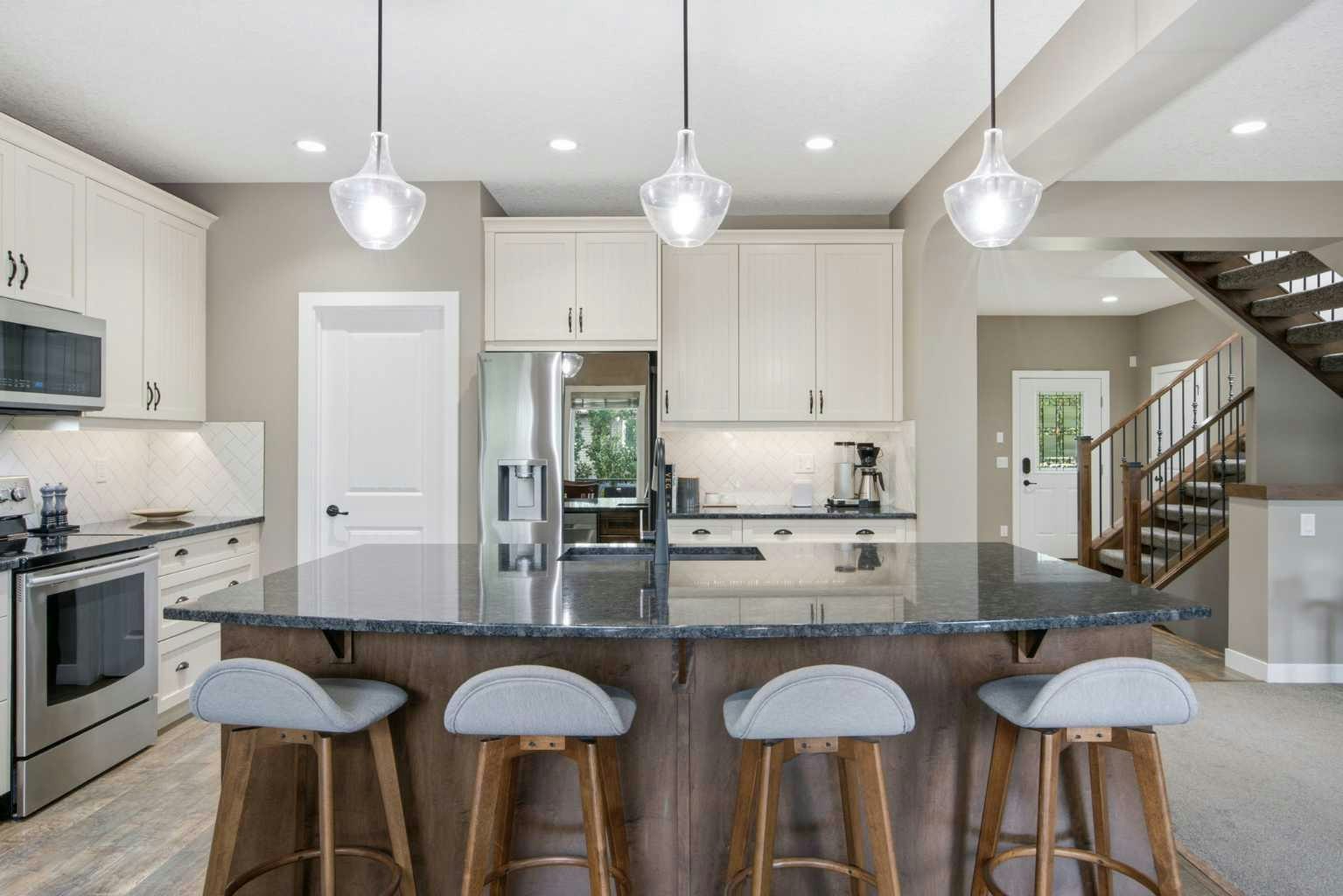 300 Aspenmere Way, Chestermere, AB, T1X 0Y2