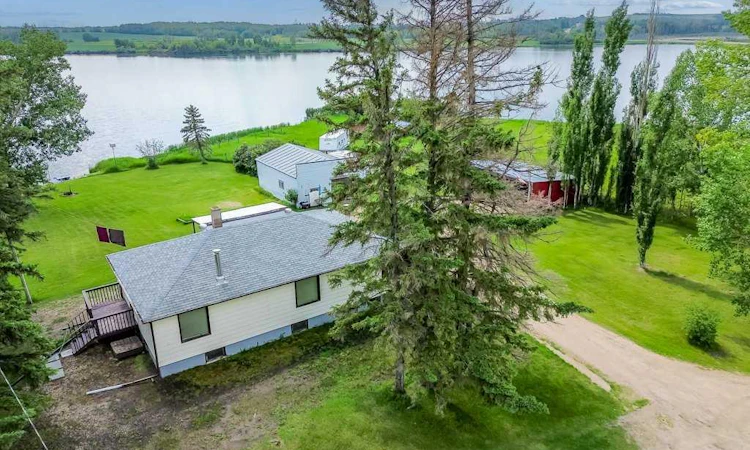 23243 Township Road 374