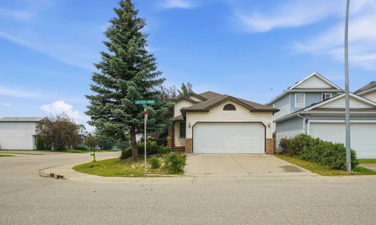 3 San Diego Manor NE