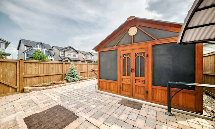 41 Skyview Ranch Manor NE