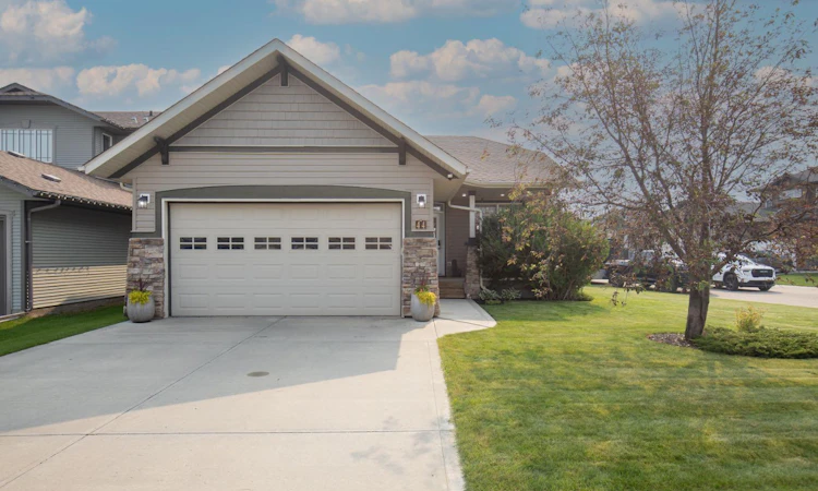 44 Bowman Circle