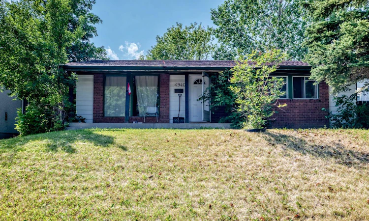 4940 Rundlewood Road NE