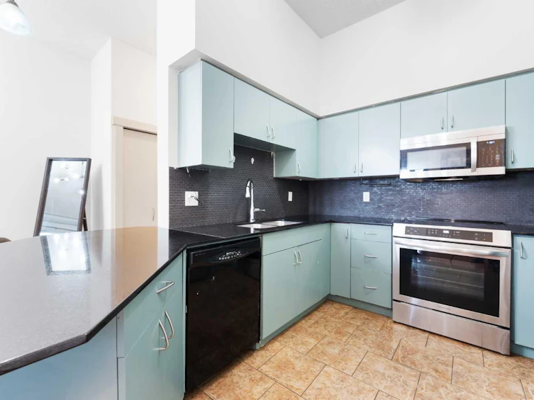 117-8710 Horton Road SW, Calgary, AB, T2V 0P7 - 6