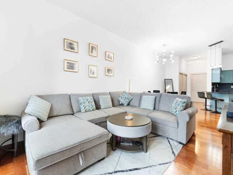 117-8710 Horton Road SW, Calgary, AB, T2V 0P7