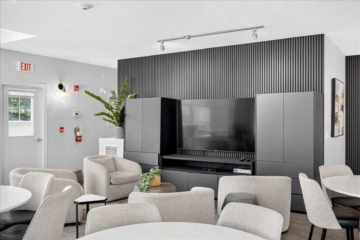 218-30 Royal Oak Plaza NW, Calgary, AB, T3G 0C1 - 34