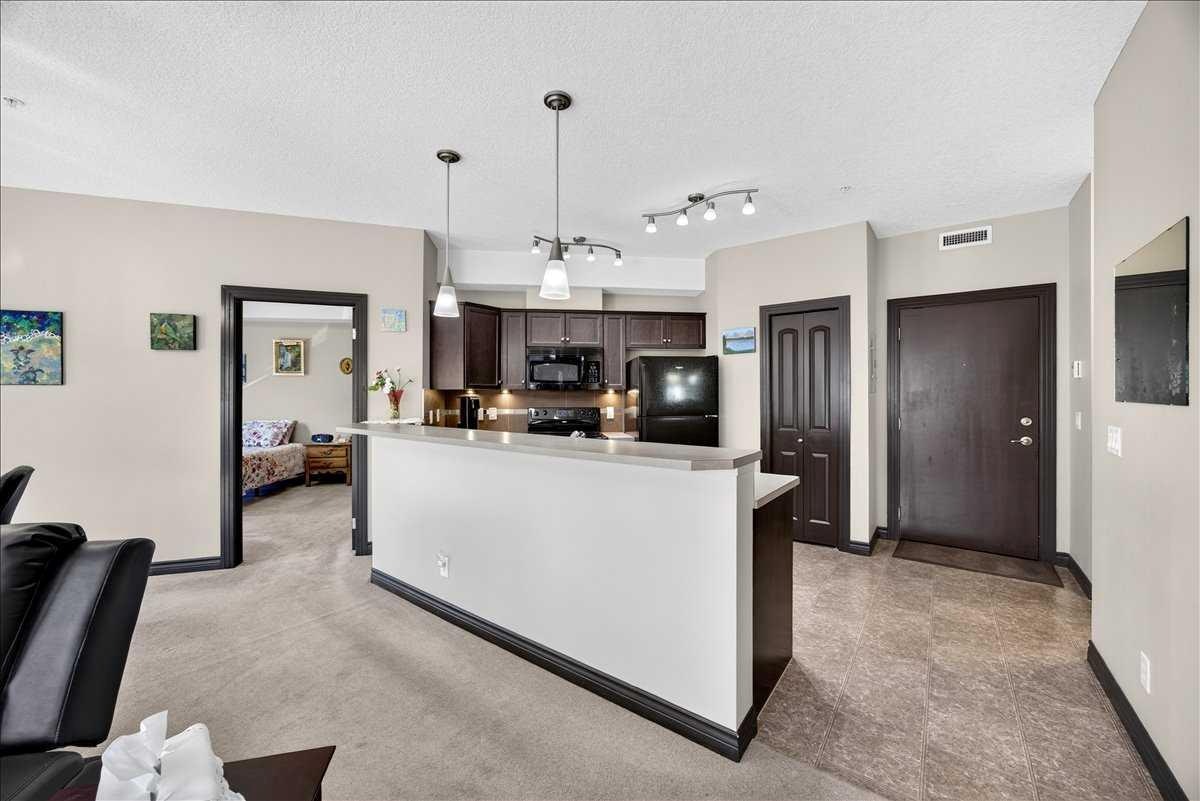 218-30 Royal Oak Plaza NW, Calgary, AB, T3G 0C1 - 8