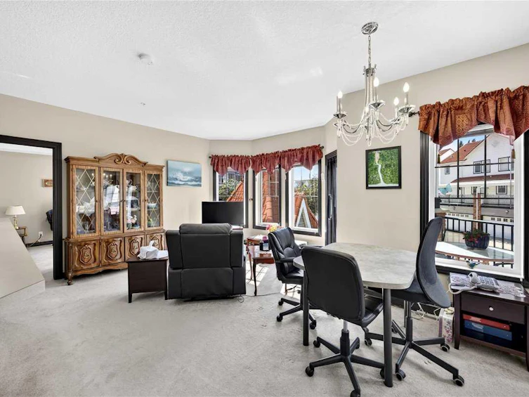 218-30 Royal Oak Plaza NW, Calgary, AB, T3G 0C1 - 6