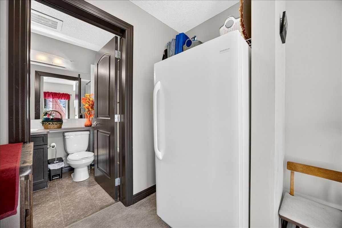 218-30 Royal Oak Plaza NW, Calgary, AB, T3G 0C1 - 18