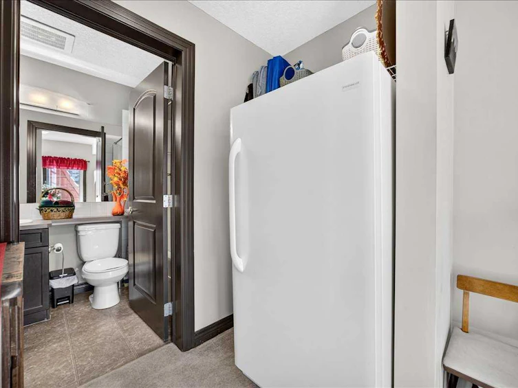 218-30 Royal Oak Plaza NW, Calgary, AB, T3G 0C1 - 18