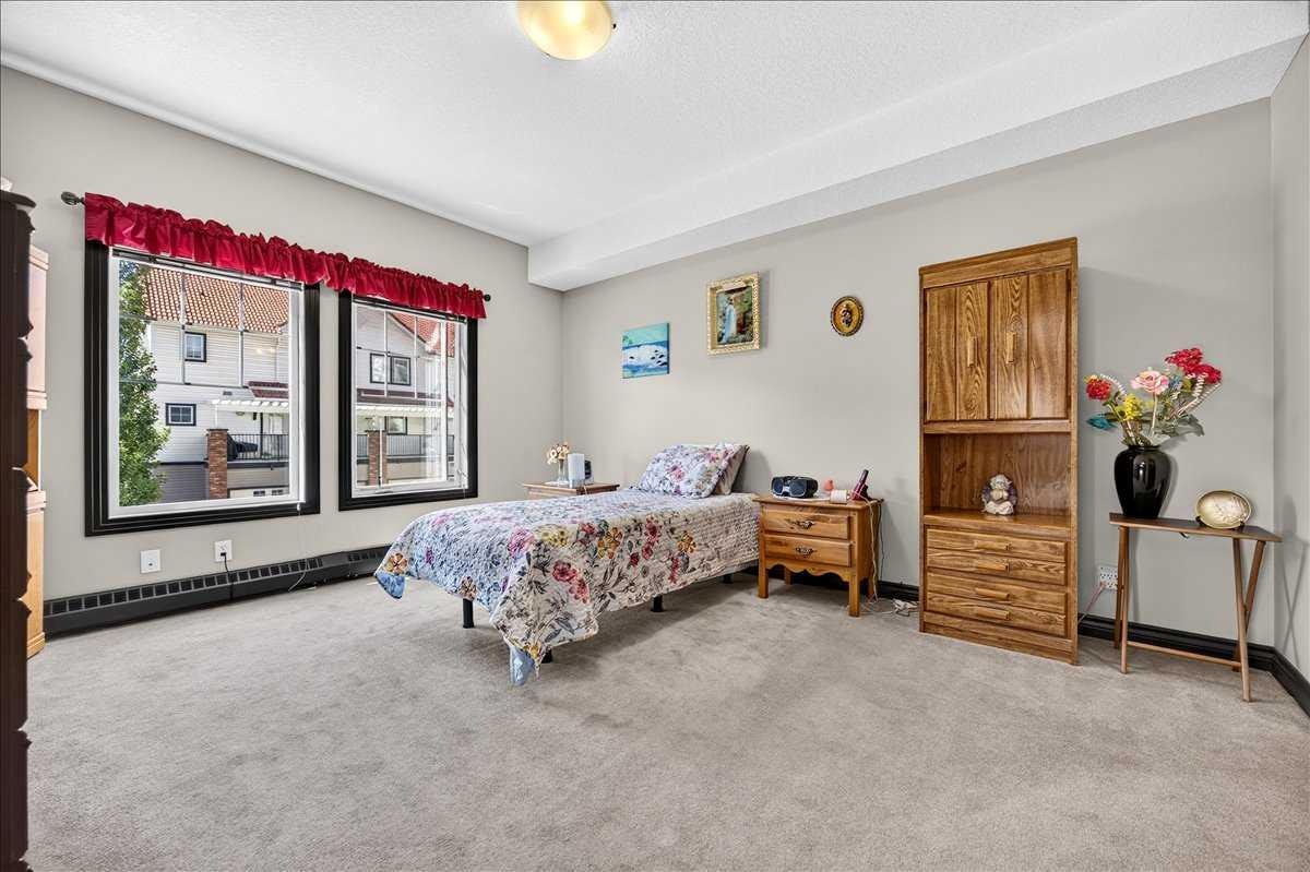 218-30 Royal Oak Plaza NW, Calgary, AB, T3G 0C1 - 12