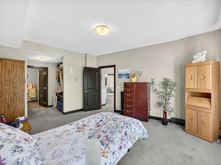 218-30 Royal Oak Plaza NW, Calgary, AB, T3G 0C1 - 13