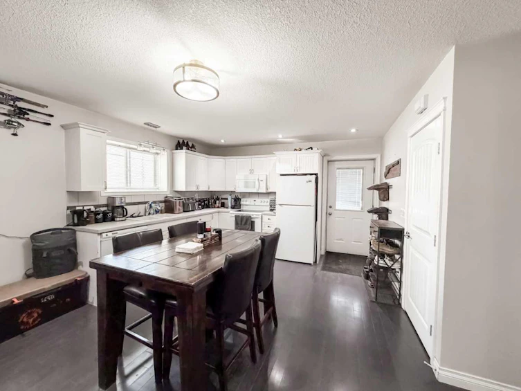 10761 74 Avenue, Grande Prairie, AB, T8W 2T2 - 19