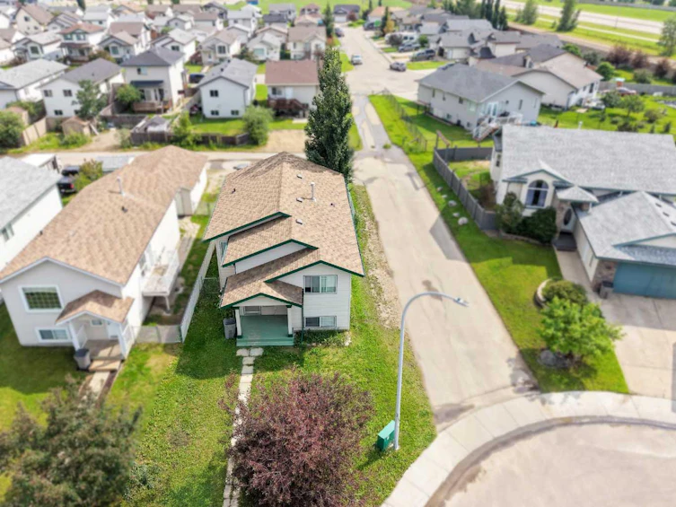 10761 74 Avenue, Grande Prairie, AB, T8W 2T2 - 37