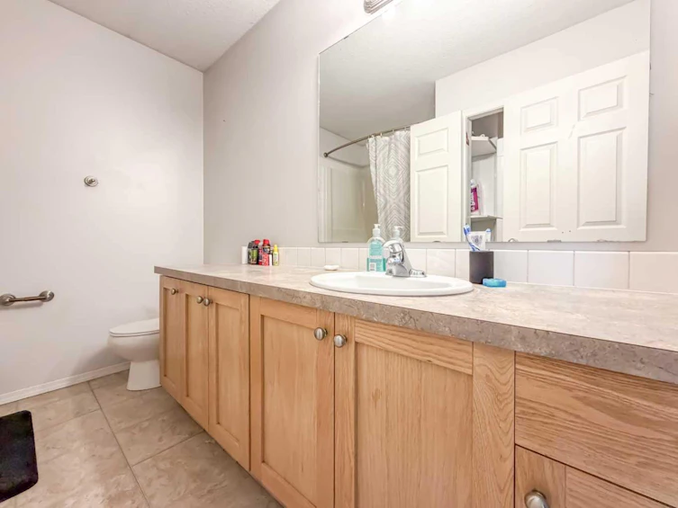 10761 74 Avenue, Grande Prairie, AB, T8W 2T2 - 15