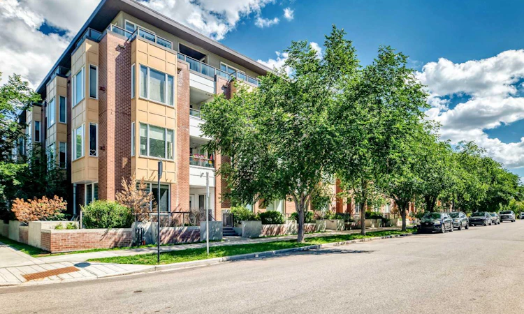402-1010 Centre Avenue NE