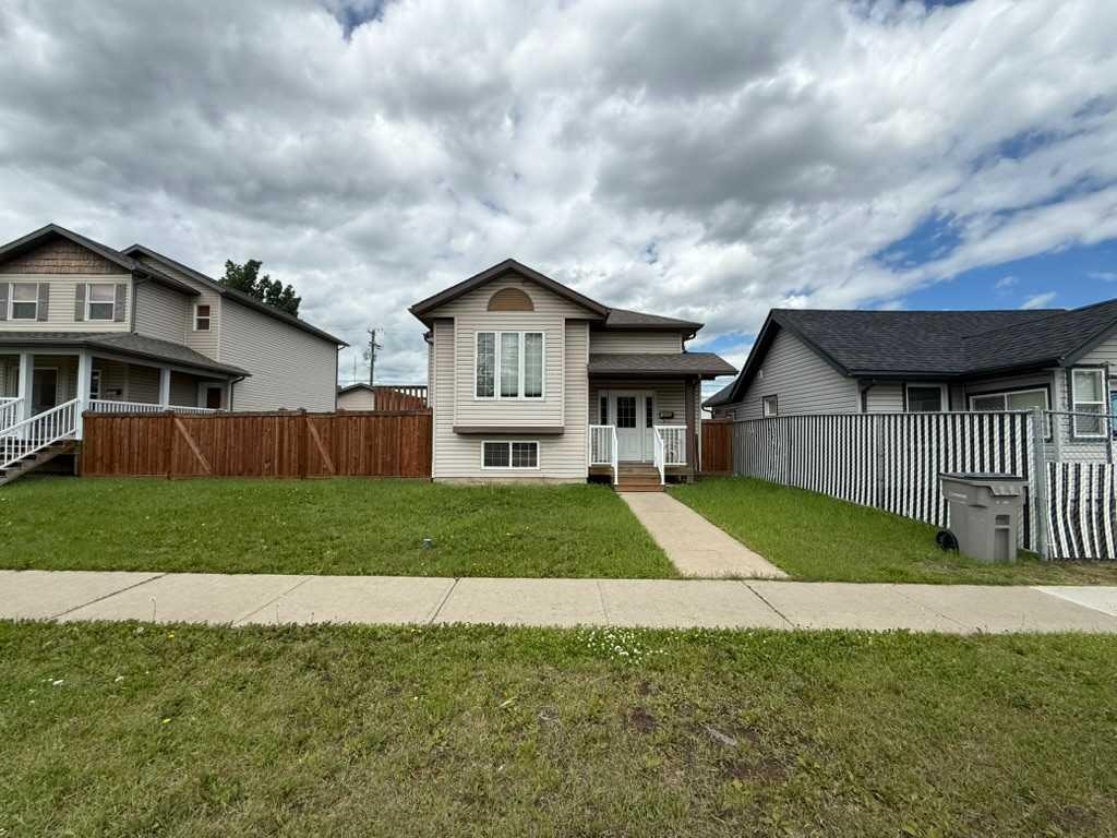 10022 96 Avenue, Grande Prairie, AB, T8V 0M3