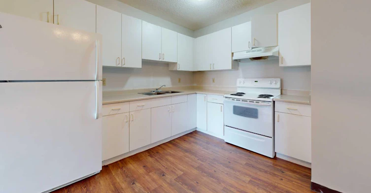 306-5117 44 Street, High Prairie, AB, T0G 1E0 - 2